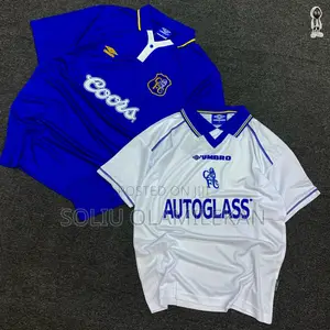 Photo - Retro Chelsea Jersey