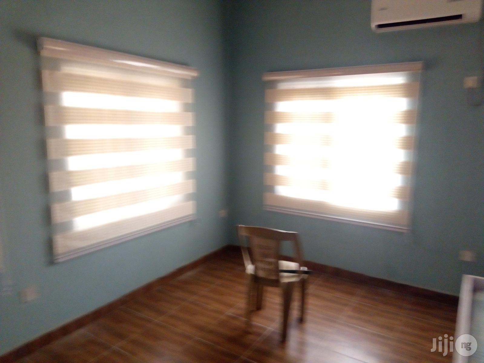 Blind Quality Interior