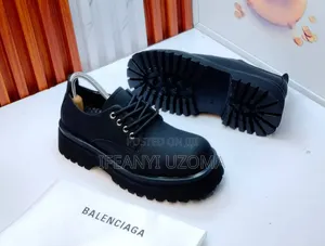 Balenciaga Luxury Black Shoe