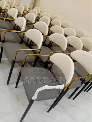 Photo - Portable Dining Chair
