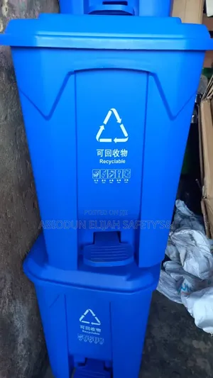 Original Quality Rubber Plastic Waste Bin/Dust Bin 80 Litres