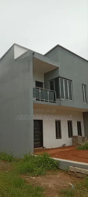 Photo - 3bdrm House in Kabusa Garden for sale