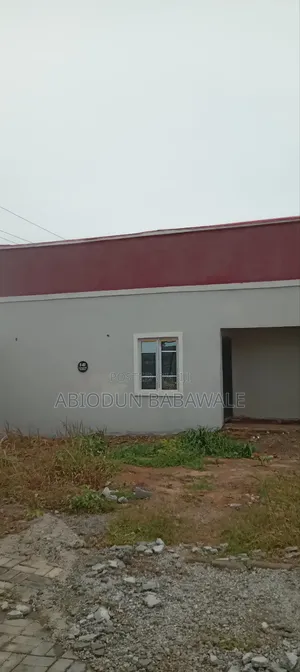 Photo - 3bdrm House in Kabusa Garden for sale