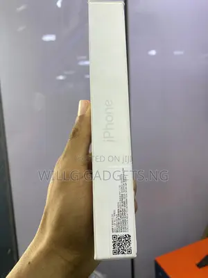 New Apple iPhone 16 Plus 128 GB White