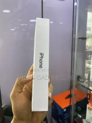 New Apple iPhone 16 Plus 128 GB Black