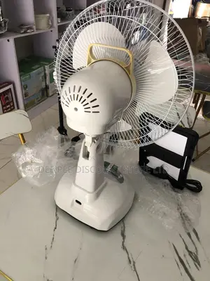 Gd-8019a 12inches Solar Rechargeable Table Fan
