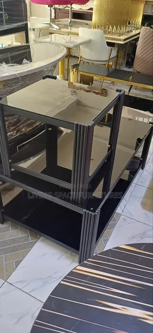 High Quality Glass Top Center Table With 2 Side Stools