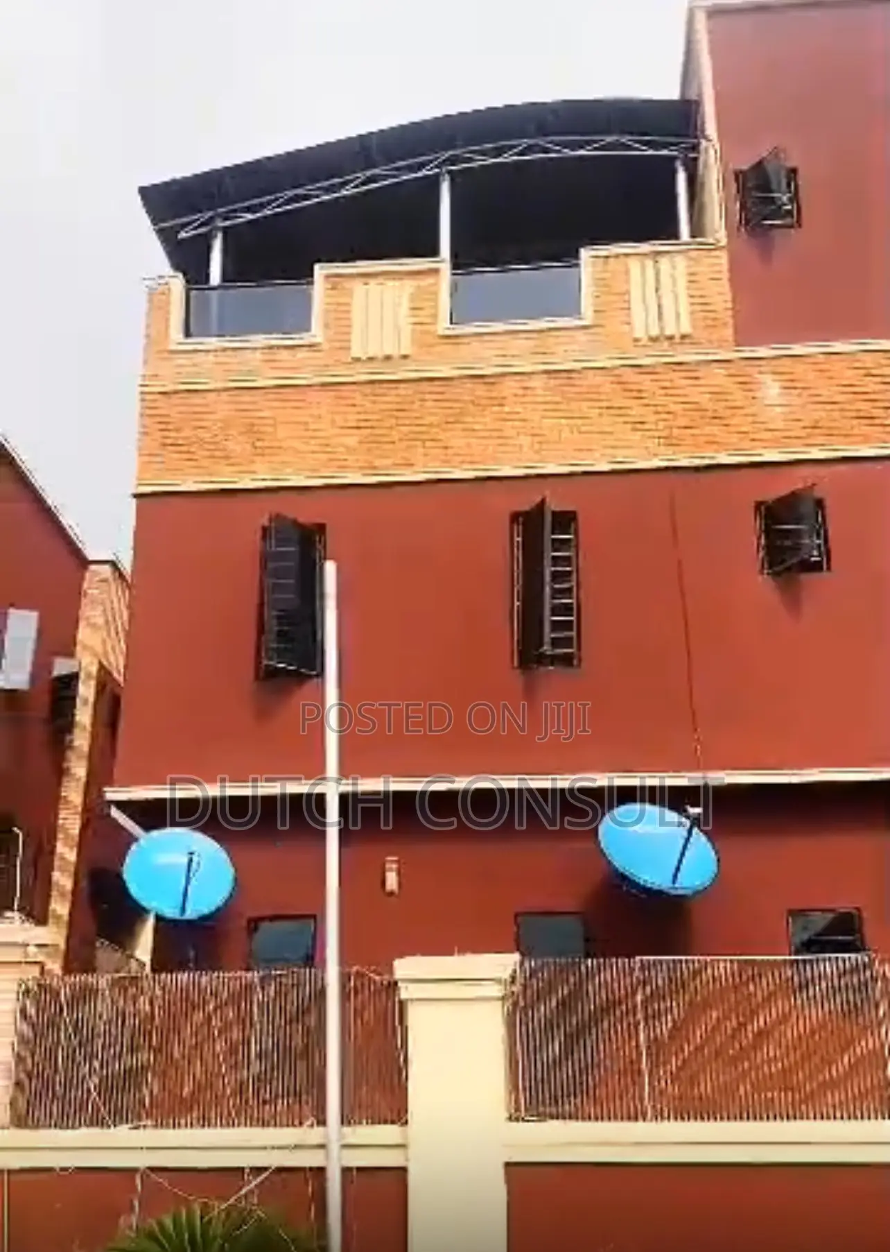 5bdrm Condo in Oshimili South for rent