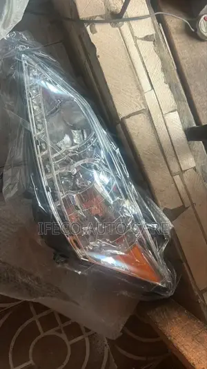 Headlamp Es 350 2015
