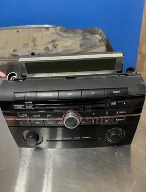 2007-09 Mazda 3 Factory Radio