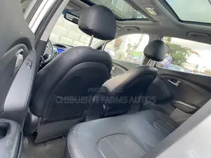 Hyundai Tucson Limited AWD 2013 Silver
