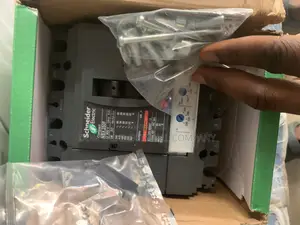250amp 4pole Schneider Circuit Breaker McCb