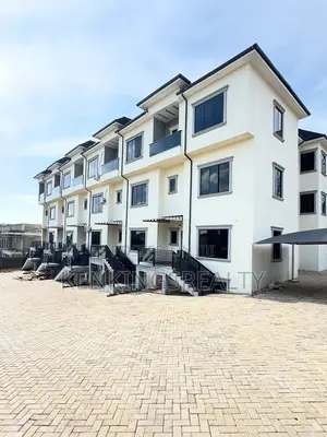 Photo - 6bdrm Townhouse / Terrace in Guzape District for rent