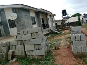 3bdrm Bungalow in Fafunwa Command, Ipaja Road for sale