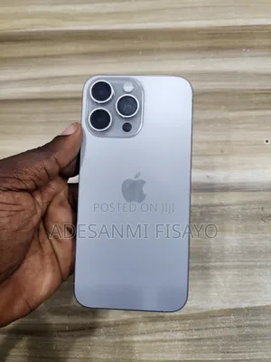 Apple iPhone 15 Pro Max 256 GB Gold