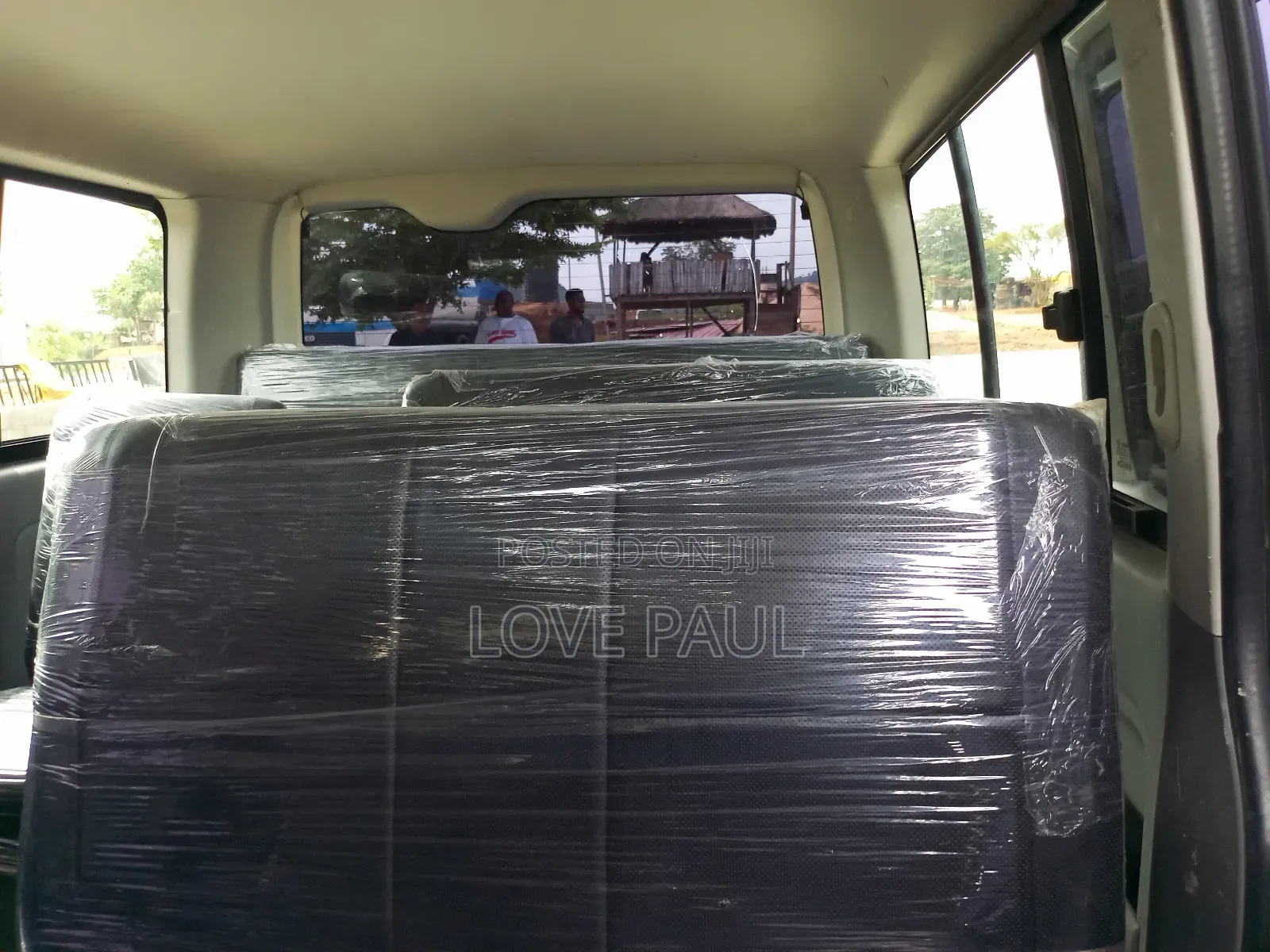 Toyota HiAce 2013 White