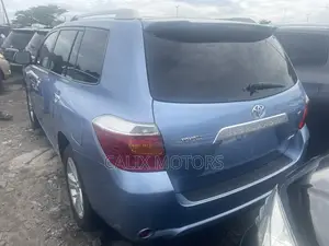 Toyota Highlander 2010 Blue