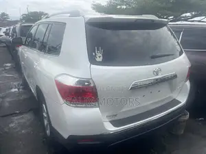 Toyota Highlander 2012 White