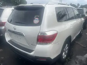 Toyota Highlander 2012 White