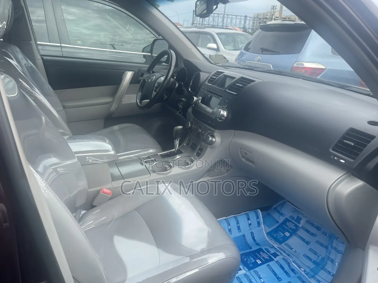 Toyota Highlander 2012 Red