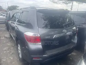 Toyota Highlander 2012 Gray