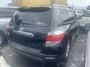 Toyota Highlander 2012 Black
