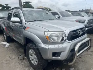 Toyota Tacoma 2014 Silver