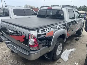 Toyota Tacoma 2014 Silver