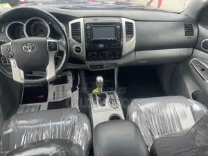 Toyota Tacoma 2015 Blue