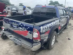 Toyota Tacoma 2015 Blue