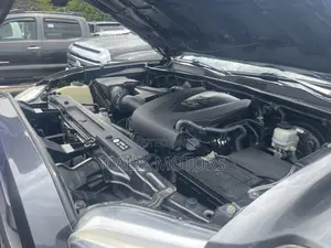 Toyota Tacoma 2018 Black