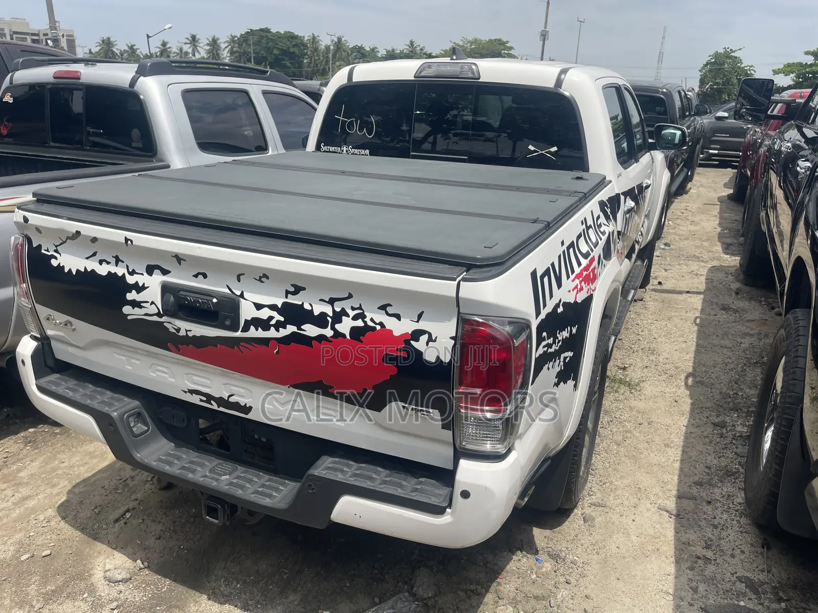 Toyota Tacoma 2018 White