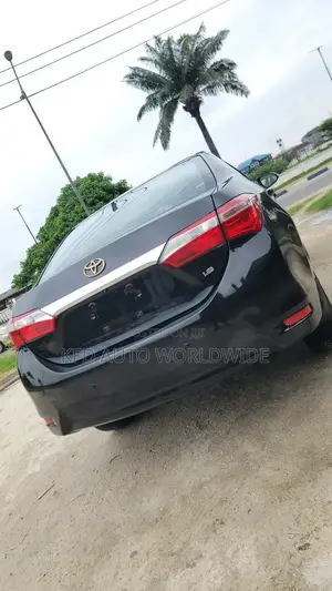 Toyota Corolla S Premium 4dr Sedan (1.8L 4cyl CVT) 2015 Black