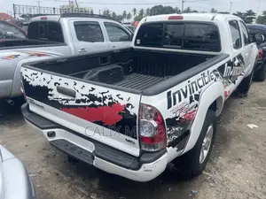 Toyota Tacoma 2012 White