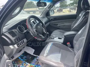 Toyota Tacoma 2012 Blue