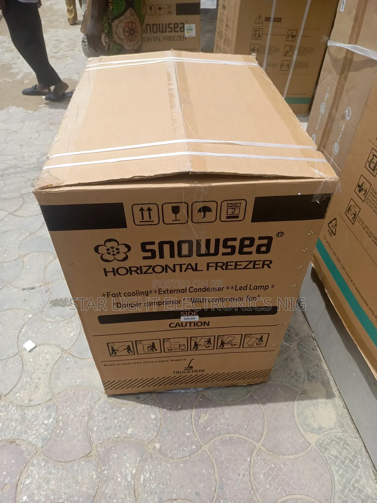 Chest Freezer Snowsea Model-258