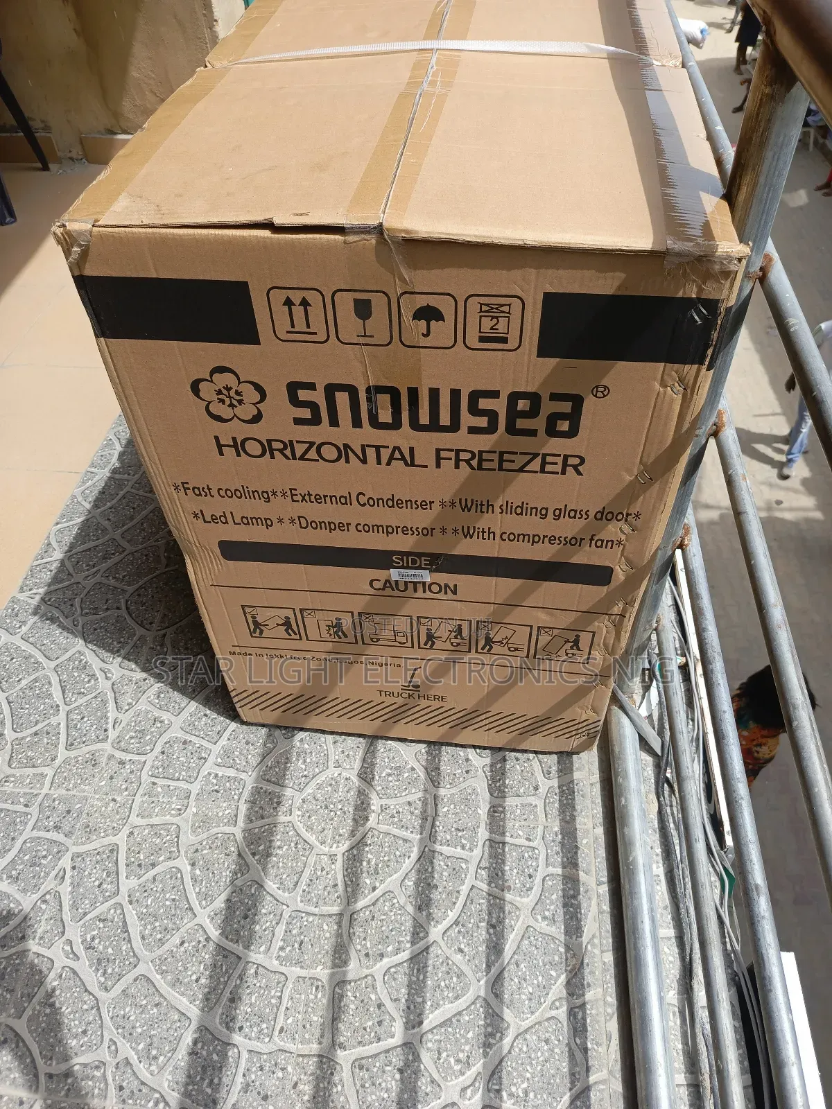 Chest Freezer Snowsea Model-258
