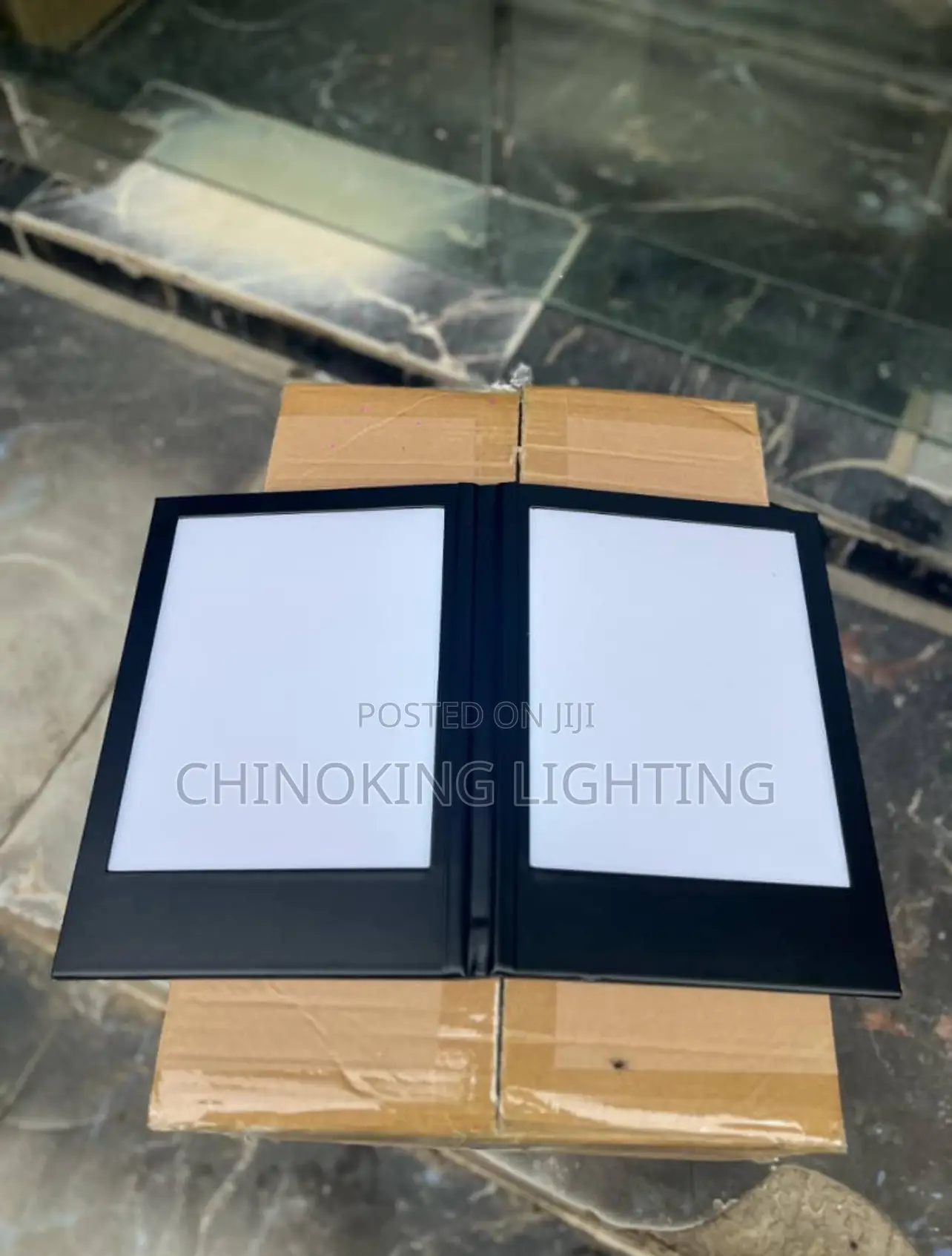 Led Iluminated Menu Holder.