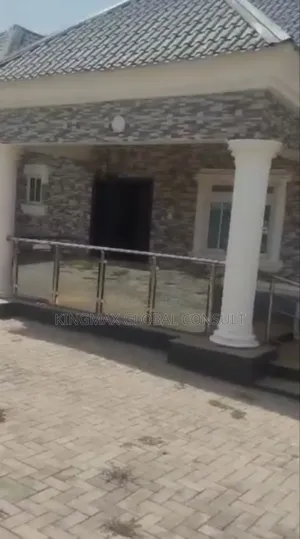 Furnished 3bdrm Bungalow in Lugbe for sale