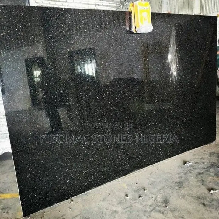 Colar Black Slab