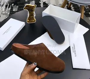 Common Project Luxury Half Shoe
