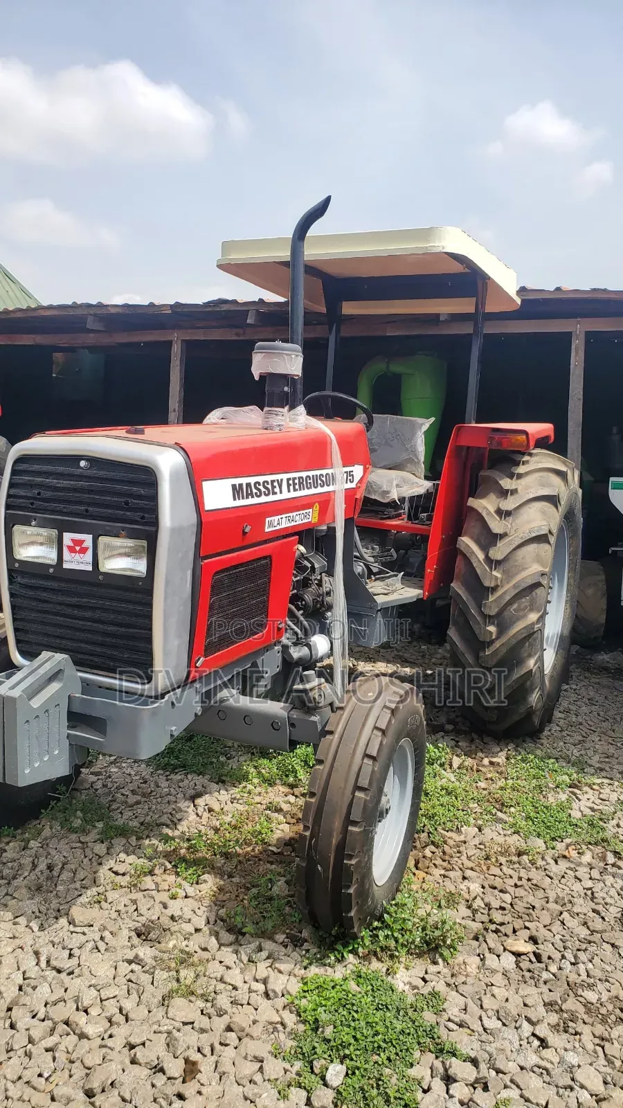 Massey Ferguson 375 Tractor