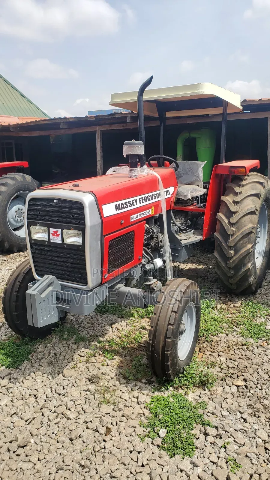 Massey Ferguson 375 Tractor