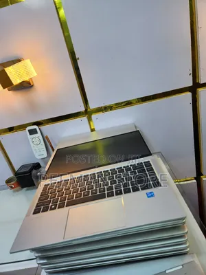 Laptop HP EliteBook 1040 G8 16GB Intel Core i5 SSD 256GB