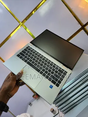 Laptop HP EliteBook 1040 G8 16GB Intel Core i5 SSD 256GB