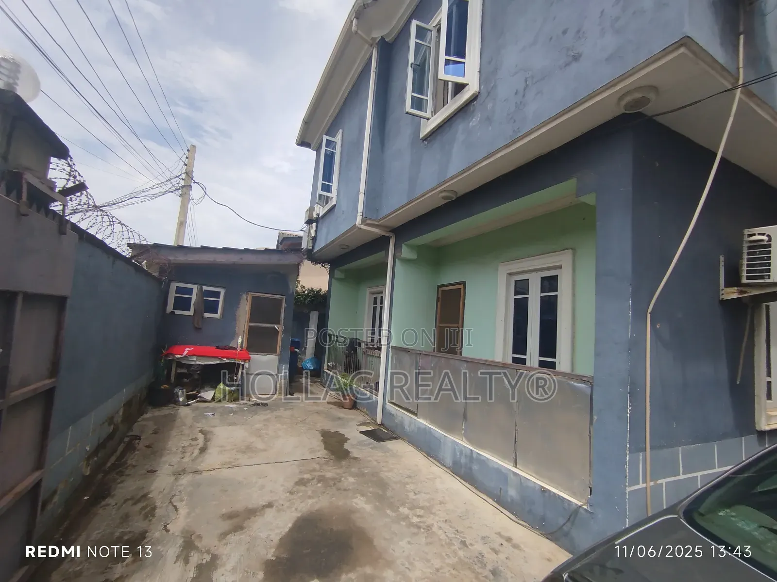 1bdrm Block of Flats in Ajao Estate for sale