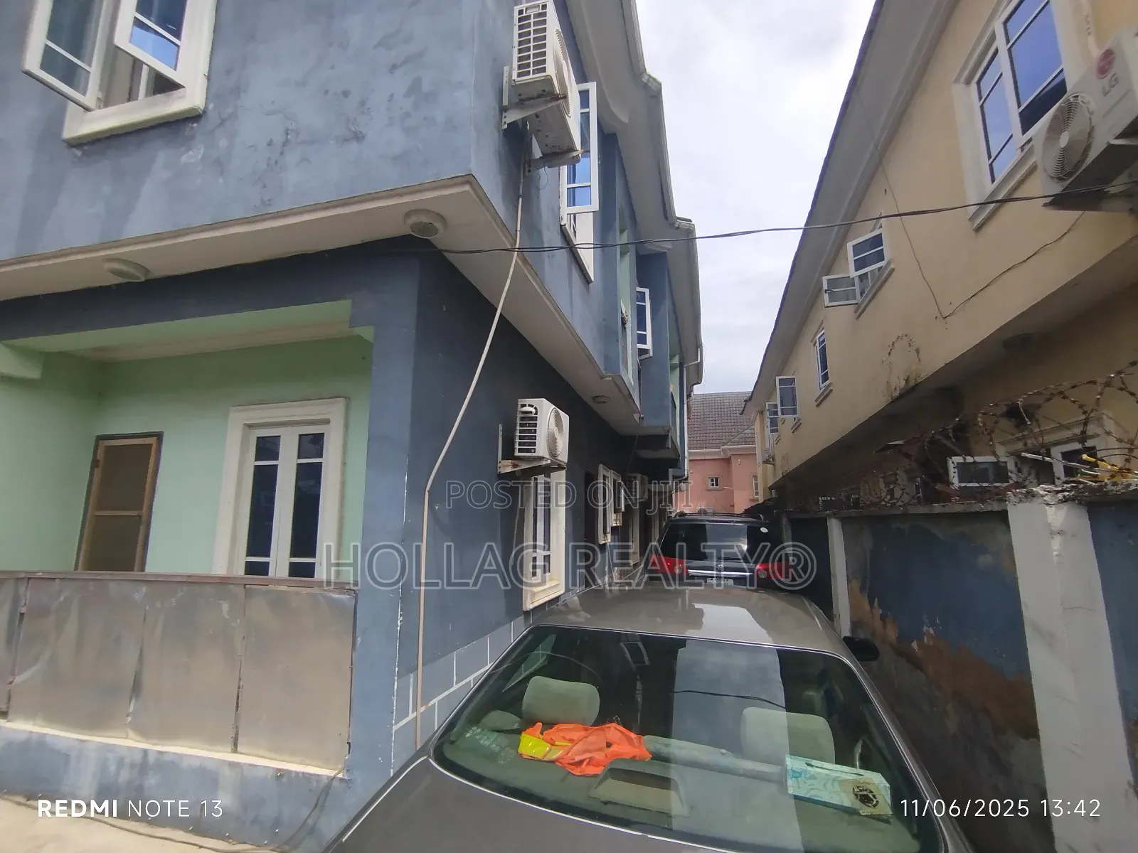 1bdrm Block of Flats in Ajao Estate for sale