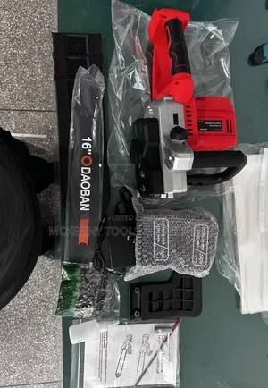 16" Cordless Chain Saw Machine