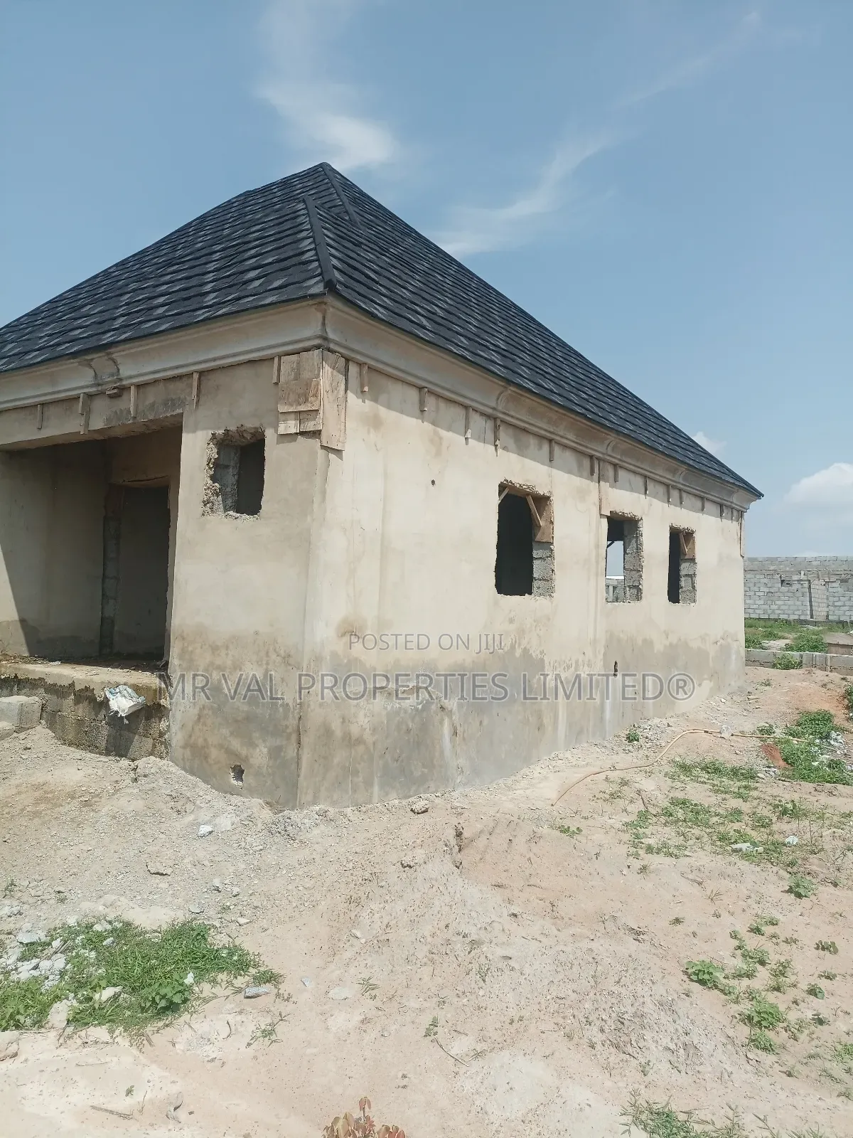 3bdrm Bungalow in Gwarinpa for sale