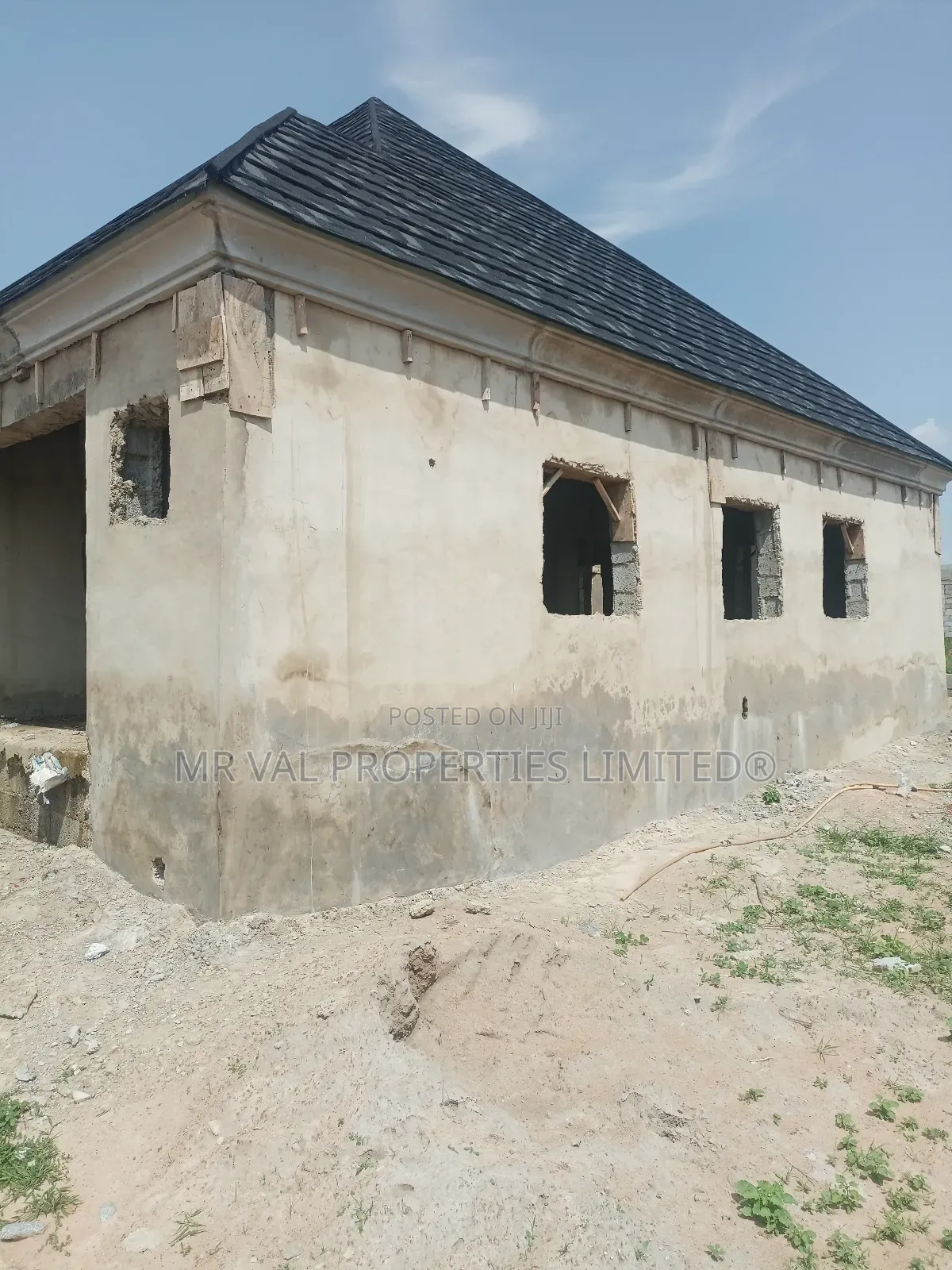 3bdrm Bungalow in Gwarinpa for sale